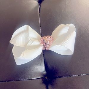 White hair clip with sequin bling